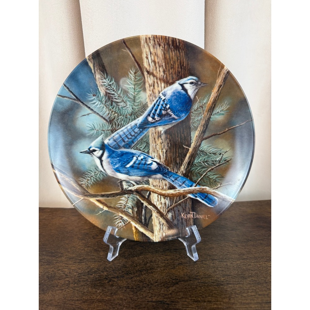 VTG 1985 Knowles China Kevin Daniel "The Blue Jay"‎ 8.5" Numbered Plate